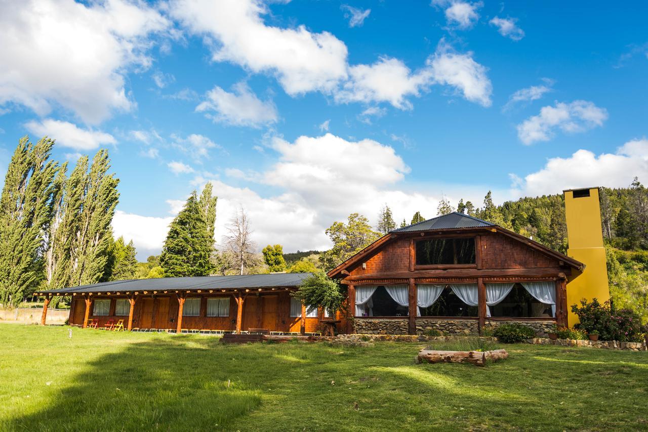 Valle Del Carrileufu Villa Cholila Exterior photo