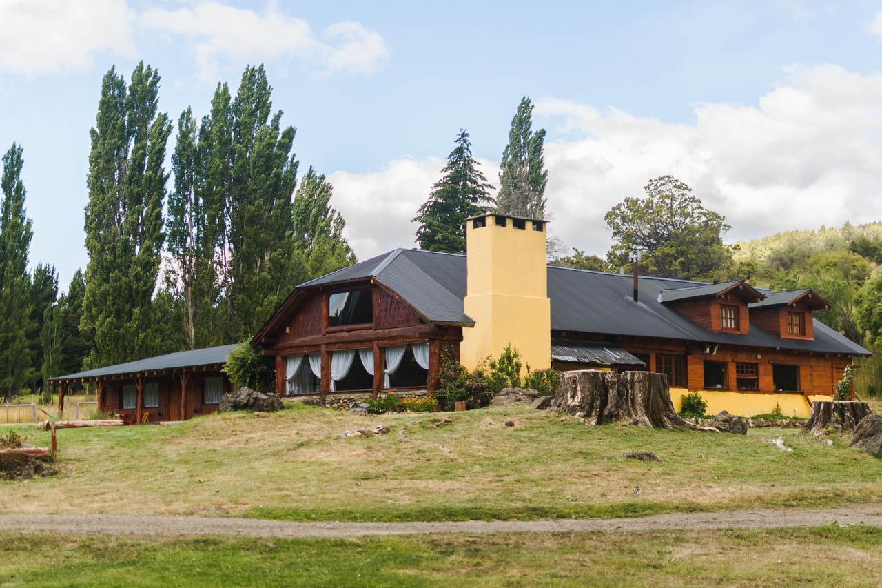 Valle Del Carrileufu Villa Cholila Exterior photo